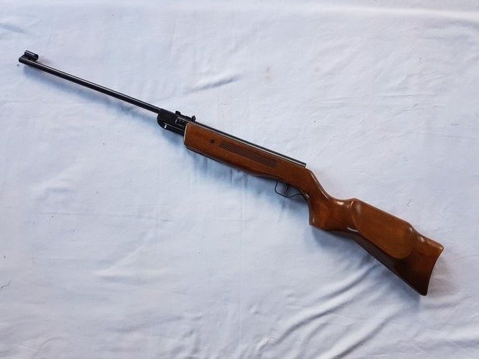 Hungary - Relum Model LP425, No. 63315 - Break Barrel - Air rifle - 4.5 mm / .177 cal.