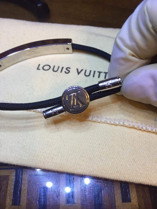 Louis Vuitton - bracciale lv space in pelle Bracelet - Catawiki