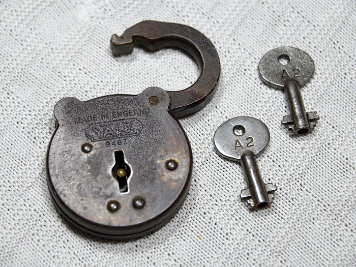 The Yale & Towne MFG Co - 耶魯9467復古鎖與兩把鑰匙 (1) - 鐵（鑄／鍛）