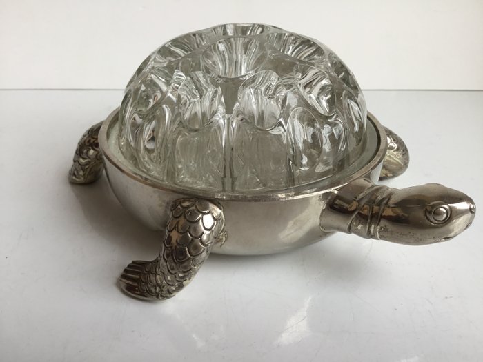 Pique-fleur / flower vase - VMC Reims France - support in the form of a turtle - Crystal, Silverplate