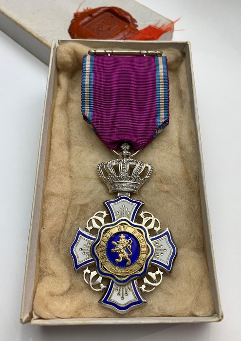 Belgien - Seltener WWI Royal Order des Löwen - Offizier - In Originalverpackung