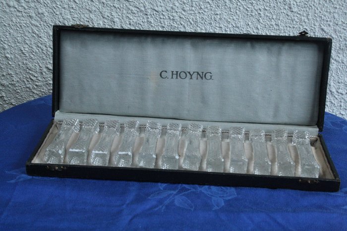 c.hoyng     - antike Messerschichten mit Untersetzern - Kristall