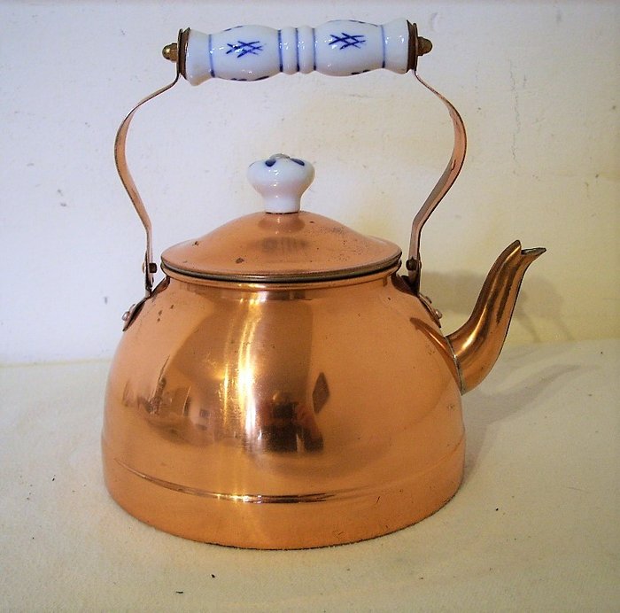 Ein schöner Vintage Wasserkocher, Teekanne - Kupfer, Keramik