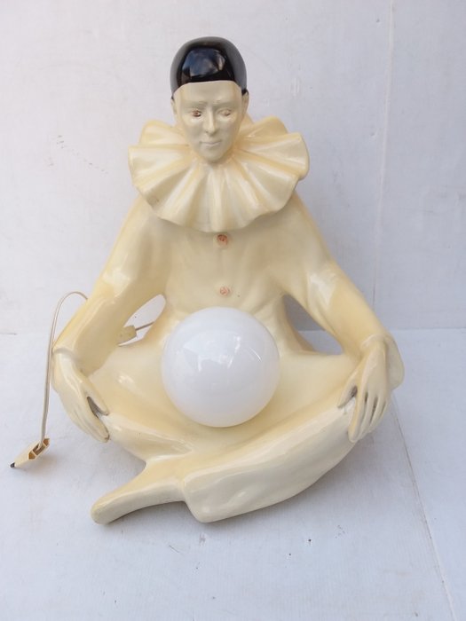 Pierrot oder weißer Clown in Keramik als Lampe. (1) - Steingut