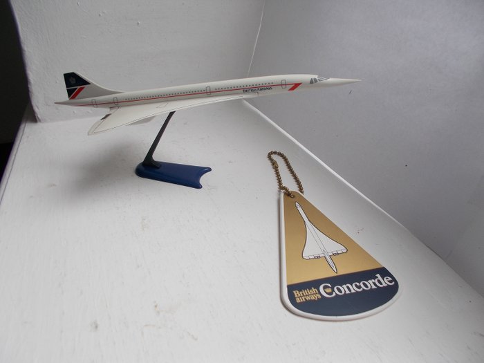 British Airways Concorde Concorde Plastic luggage tag 2003 Menu 