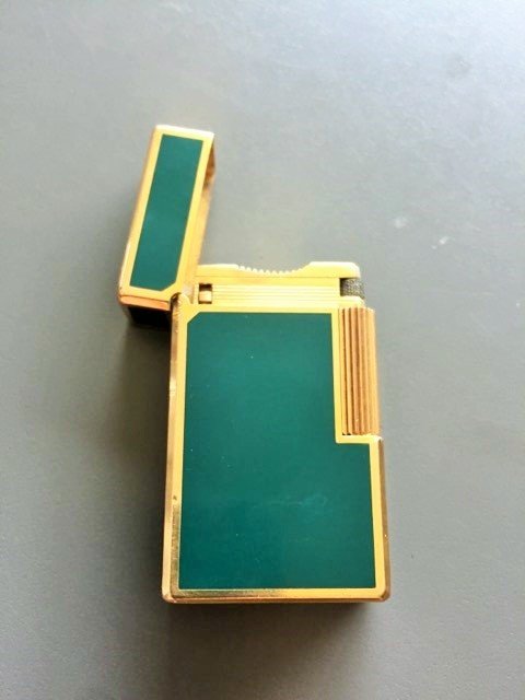Dupont - Lighter - 18K Gold Plated Emerald Green China Lacquer