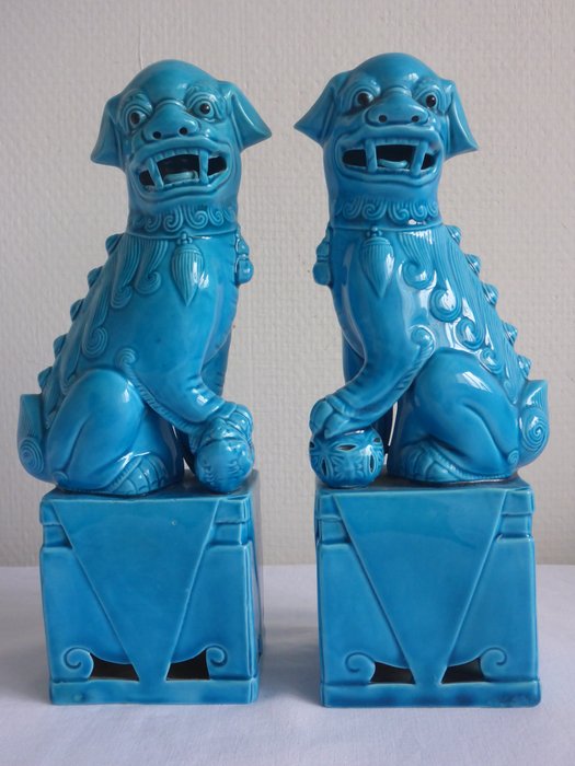 Schönes Set türkisfarbene Tempellöwen (2) - Porzellan - Foo dogs, Sitzende Löwen - China - 1975-1990