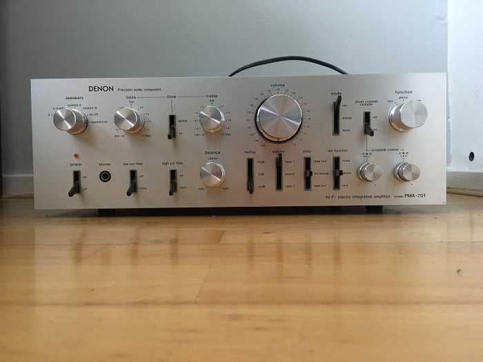 Denon - PMA-701 - Amplificador