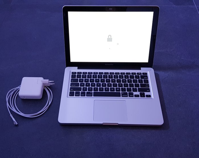Apple MacBook Pro i5, 8GB, 256GB SSD (with EFI lock) - - Catawiki