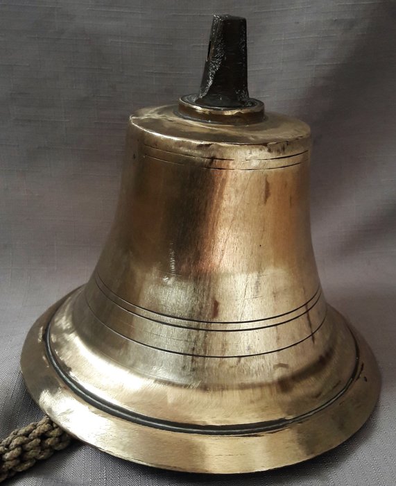 Pesante vecchia campana della nave - Bronzo - Prima metà del 20° secolo