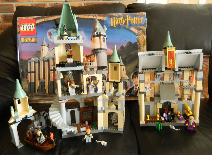 LEGO - Harry Potter - KASTEEL VAN HOGWARTS 4709