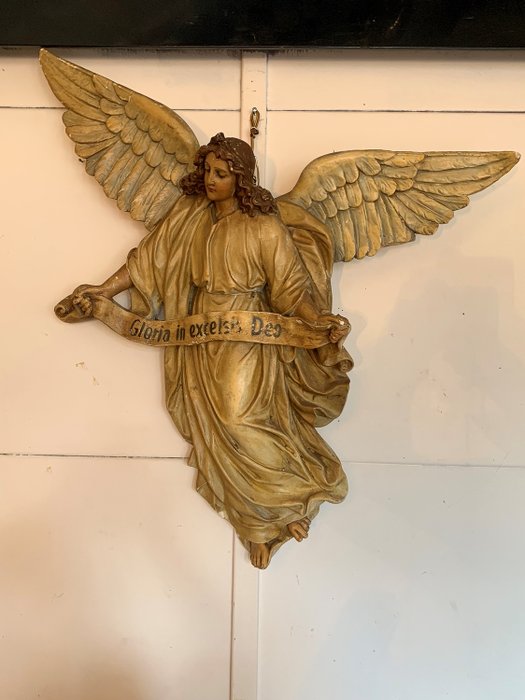 a large Angel holding a banner "Gloria in Excelsis Deo", Sculpture (1) - probably a mixture of plaster / clay - Late 19th century