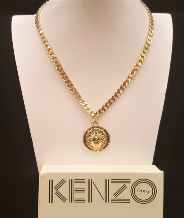 kenzo eye necklace
