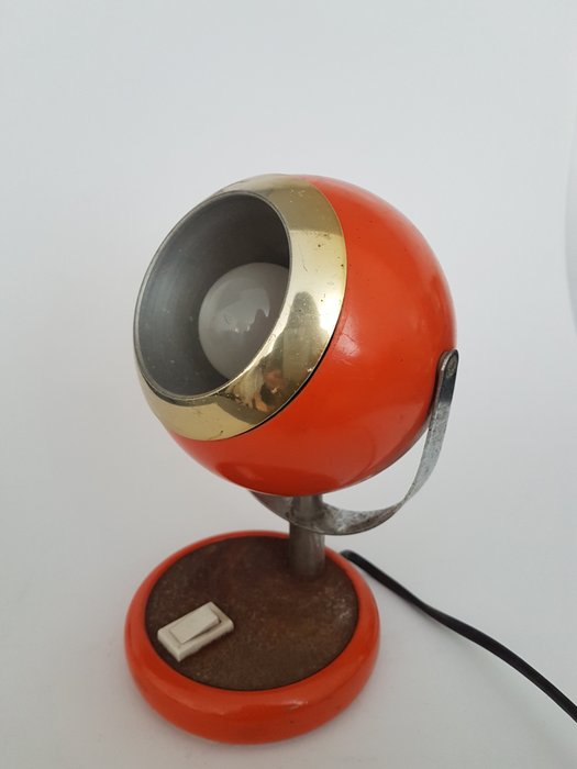 Space-Age-Spot - Tischlampe mit Augapfel