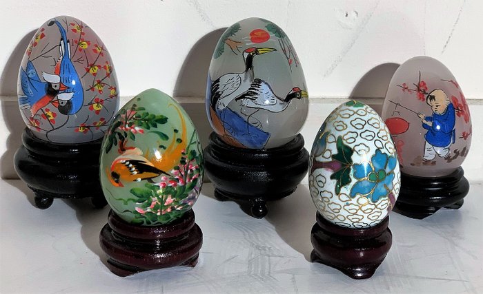 收藏家雞蛋 (5) - 玉，玻璃，景泰藍琺瑯