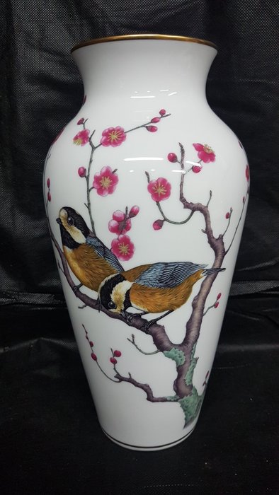 Ryn-Japan - Franklin Mint - Vase - Porcelain