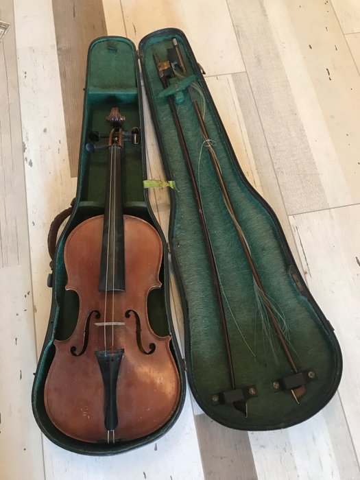 Stradivarius - Violín - 1724