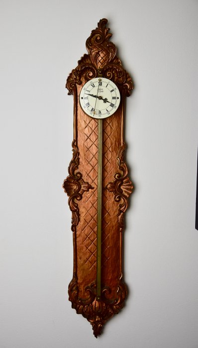 Saw clock - Wood - 20th century