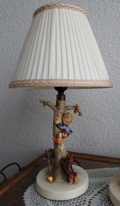Hummel Goebel - Lamp with shade - No. 44/A - Porcelain