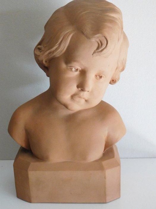 Buste d'enfant signé D. Daniel  - Terre cuite - Première moitié du 20e siècle
