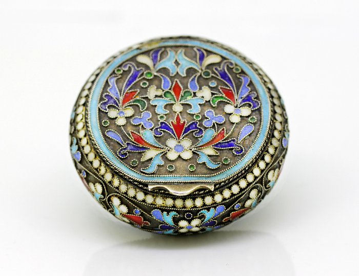Scatola della pillola - .875 (84 Zolotniki) argento - Fabergé Workmaster Hjalmar Armfelt - Russia - 1904-1917