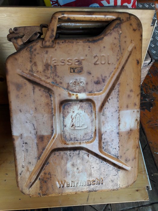 Germany - Army/Infantry - Wehrmacht Jerrycan "Wasser" 1942 - WaA stamped - 1942