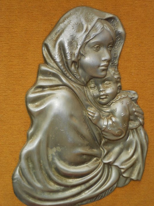 PICTURE OF THE MADONNA WITH CHILD - Pewter