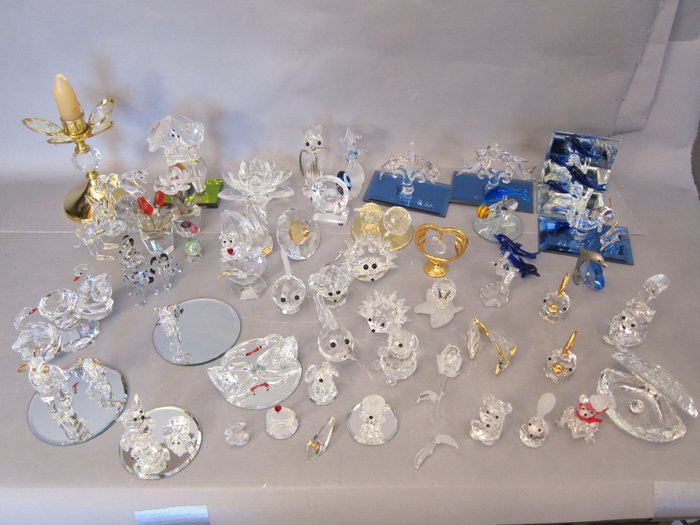Crystal miniatures, animals, fish and various items (55) - Crystal