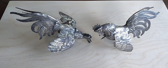 Paar zilveren vechtende hanen (2) – .800 zilver – Duitsland – Midden 20e eeuw