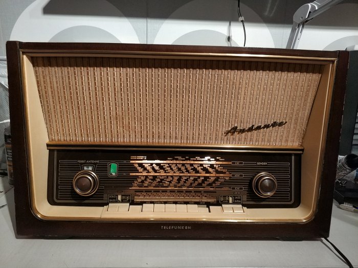 Telefunken - Andante 8 - 電子管收音機