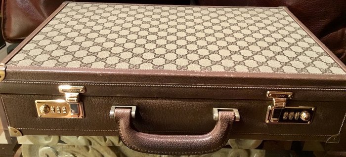 Gucci Manager 24 Heures Case