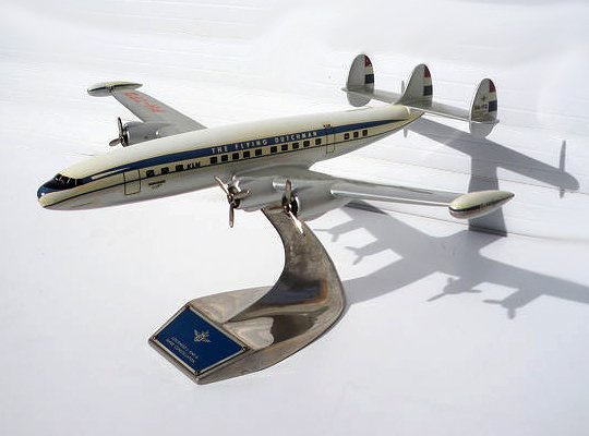 Raise-Up Metalworks, Rotterdam - KLM Flugzeugmodell Lockheed L1049 Super Constellation, 1960er Jahre, maßstabgetreues Modell - Eisen (Gusseisen/ Schmiedeeisen)