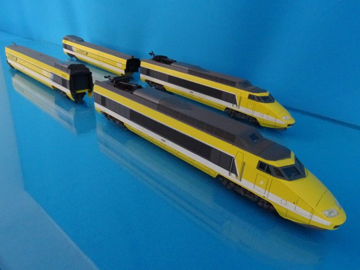 Lima H0 - 149710 - Conjunto de comboios, Unidade do comboio - TGV de 4 partes "La Poste" - SNCF
