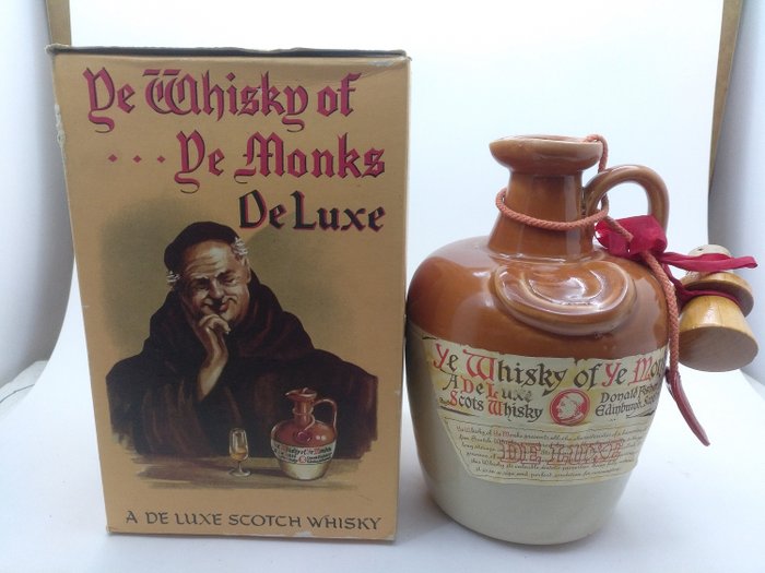 Ye Whisky of Ye Monks  De Luxe - b. Década de 1970 - 75 cl
