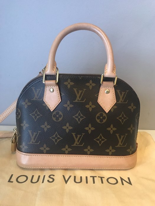Louis Vuitton - Alma BB Crossbody bag - Catawiki