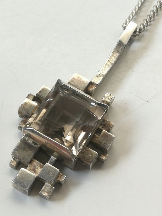 835 Silver - Vintage 70s - Modernist Brutalist Pendant - Jorma Laine Turun Hopea - silver necklace & rock crystal