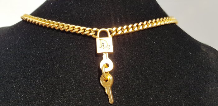 gold dior padlock necklace