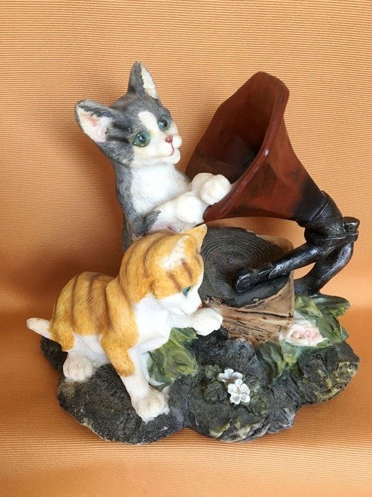 Figurine de chat de persane de porcelaine, belle-sœur jalouse, figurine de  collection de concombre de kitty, figurine anthropomorphique de chat, série  cendrillon -  France