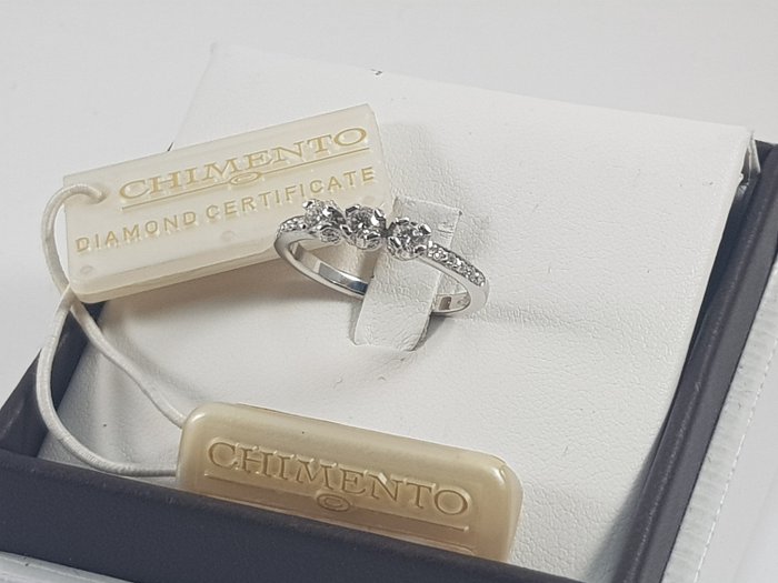 Chimento - 18 kt Vittguld - Ring - 0.60 ct Diamant