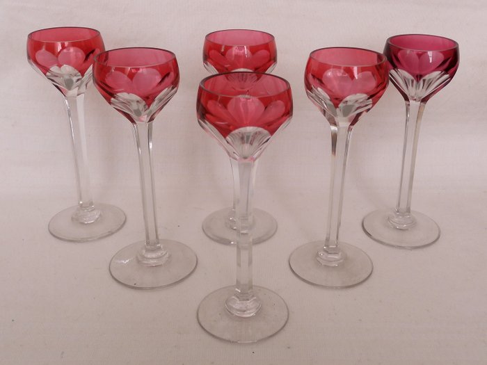 Saint Louis - service de 6 verres à liqueur modèle Joseph overlay rouge - Cristal