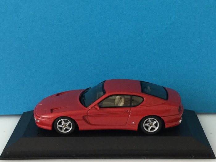 MiniChamps 1:43 - 模型運動車 - Ferrari 456 GT Red - 型號：072400