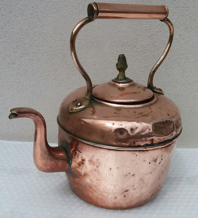 Marque déposée - antique copper kettle - Copper