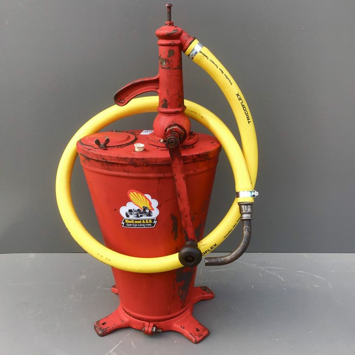旧油泵壳 - 1950-1960