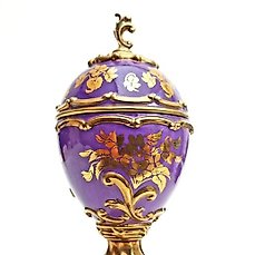 Made in Russia Plays Swan Lake Faberge Egg Musical Swan in the Red Egg 4.6