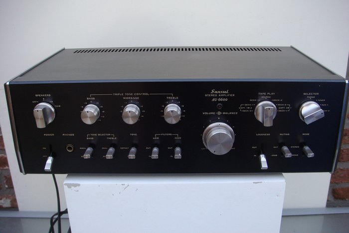 Sansui -  AU-6600 - Amplificador