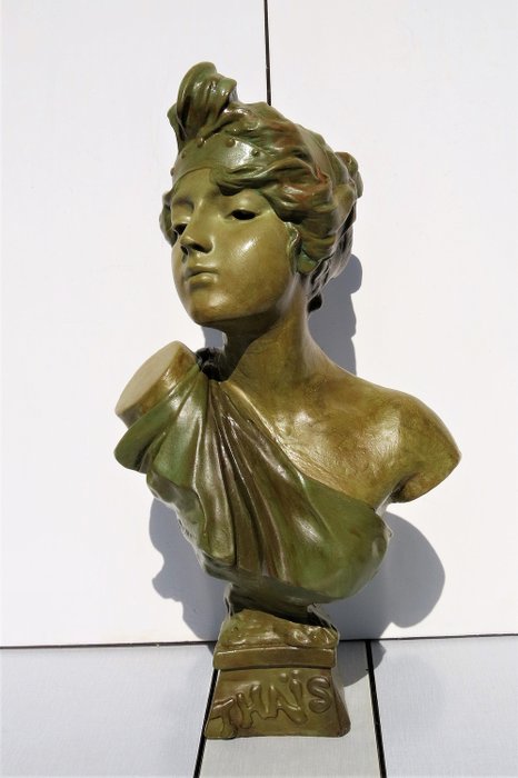 Naar Emmanuel Villanis - Thaïs - Art Nouveau gipsen sculptuur