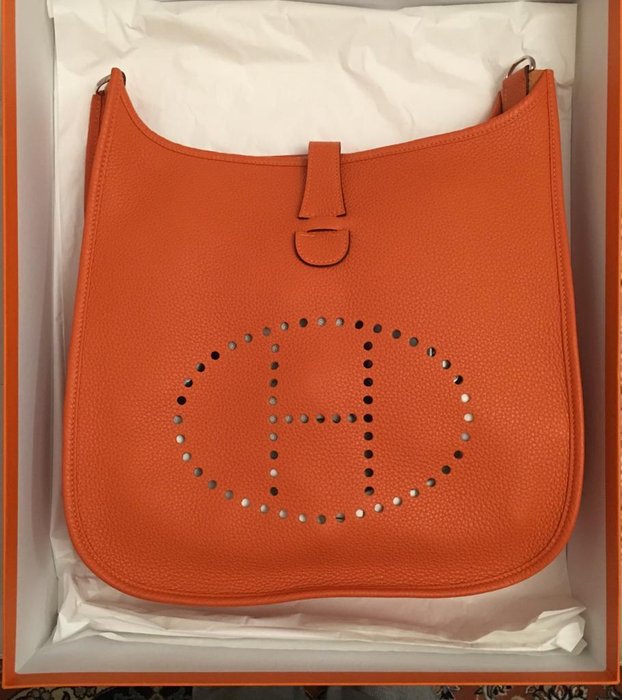 Hermès - Evelyn Crossbody bag