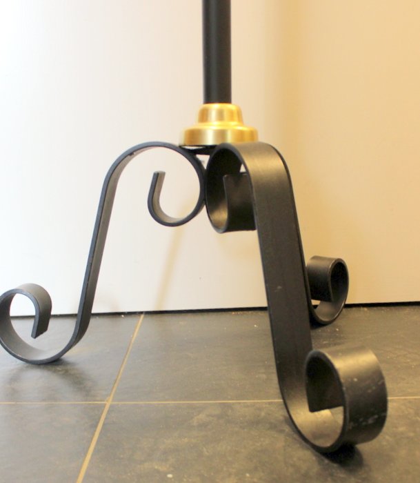 Chic Standing Coat Rack With Eight, Wrought Iron Coat Rack With Hooks And Legs