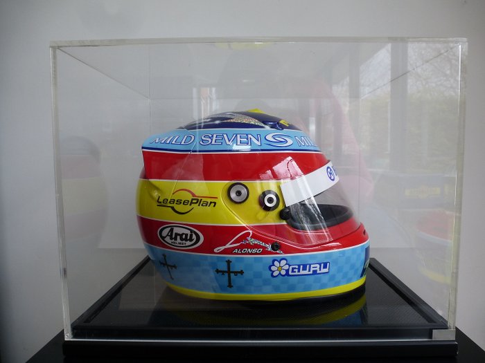 Renault - Fórmula 1 - Fernando Alonso - 2005 - (firmado) Casco de tamaño completo