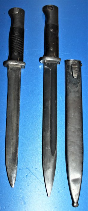 Duitsland - S178G ( Gebr. Heller, Mariental / ASW ( Hörster, Solingen) - Bayonet, K 98,  1935 Matching Numbers with scabbard, and another - 2 bayonets - Bayonet, makers mark